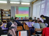 Интеллектуально-познавательная викторина «ВИЧ: знать, чтобы жить» в Дмитрошурской библиотеке